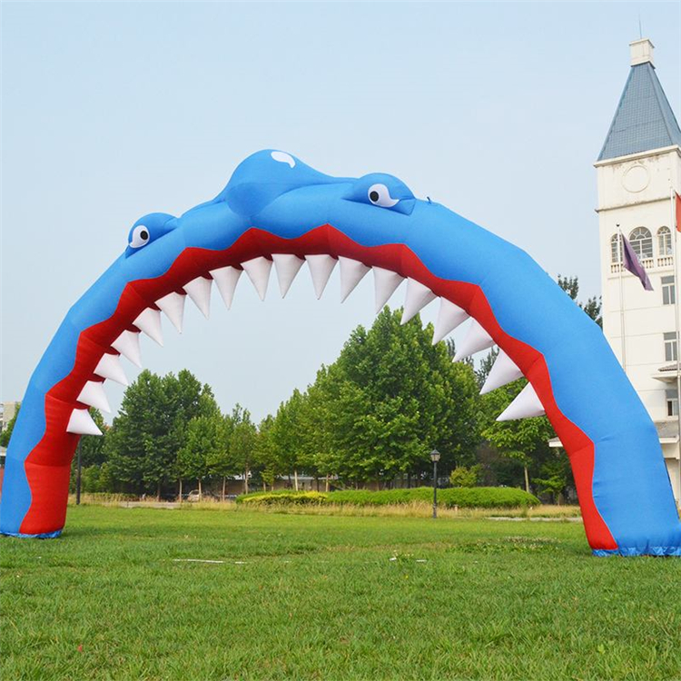 安溪鲨鱼广告拱门